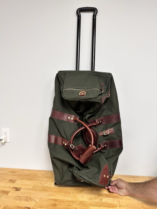 Orvis 30″ Green Canvas & Brown Leather Rolling Duffle Luggage Bag, Retractable