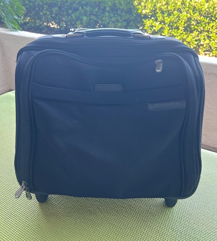 Briggs & Riley @Work BR214 Compact Upright Rolling Computer Business Travel Case