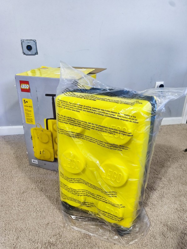 LEGO Spinner Suitcase Backpack Set Yellow Polypropylene TSA Lock 22″ 15.74″