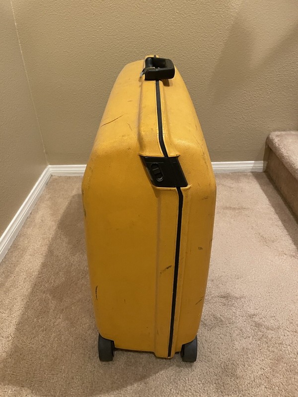 Samsonite Yellow Hardshell Cartwheel Style w/ Triple Latch Suitcase gallery