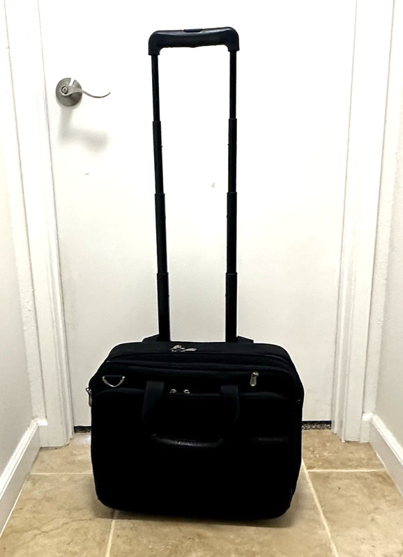 Briggs & Riley at Work Collection Rolling Expandable Travel Case Style BR212X-4