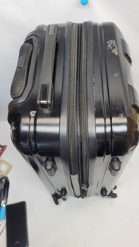 SwissTech Navigation 21" Hard Side Carry-on Luggage, 24"H x 15"W x 10.5"D Used gallery