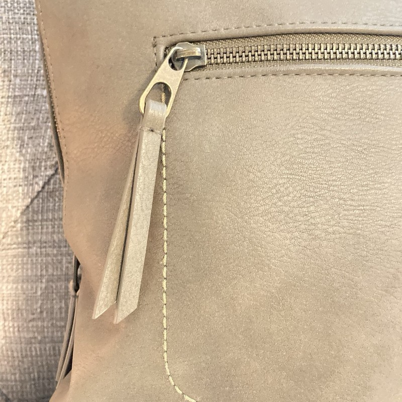 Universal Thread Backpack Olive Military Green Faux Leather Zip Around 13 X 15 gallery