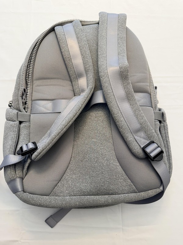 Universal Thread Gray Laptop Backpack 16in Travel Bag Daypack Work School Soft gallery