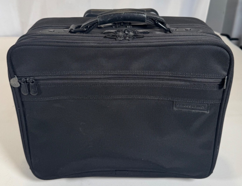 Briggs & Riley BR260 Expandable Rolling Wheeled Travel Briefcase Luggage Black