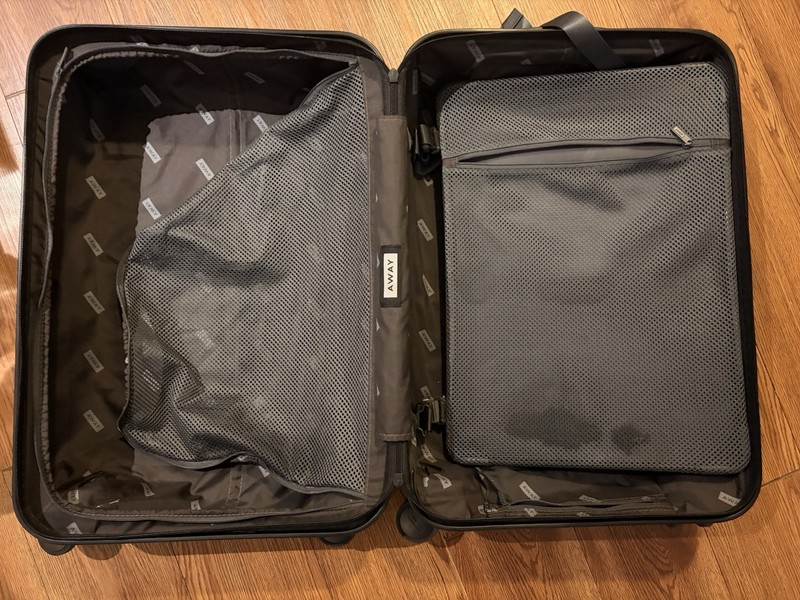 Away 19-22" Carry-On Spinner Hardcase Suitcase TSA Lock Black Polycarbonate gallery