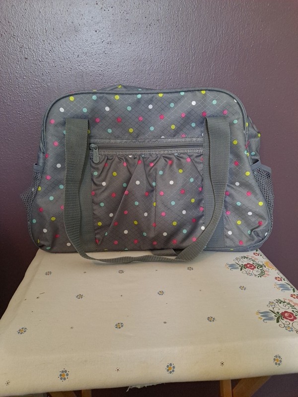 Thirty One All in Tote Confetti Polka Dot Grey Carry On Weekend Bag Lightly Used