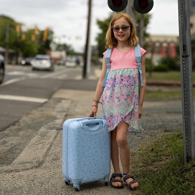 Luggage and Backpack Set - 18" Rolling Suitcase with Wheels and 13. 75" Bag gallery