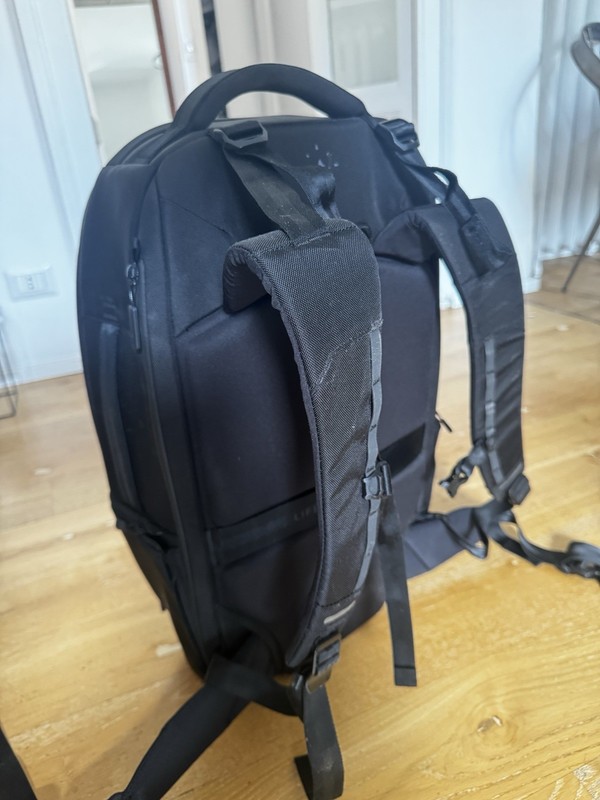 Nomatic Navigator Backpack 32L - 41L gallery