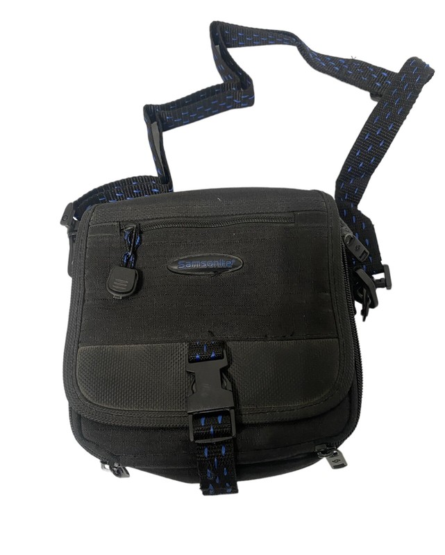 SAMSONITE TRAVEL/TOILETRY CASE Black Ripstop Fabric, Adjustable Shoulder Strap