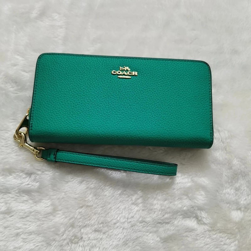 New Coach C4451 Long Zip Around Wallet Green Leather Outlet from Japan