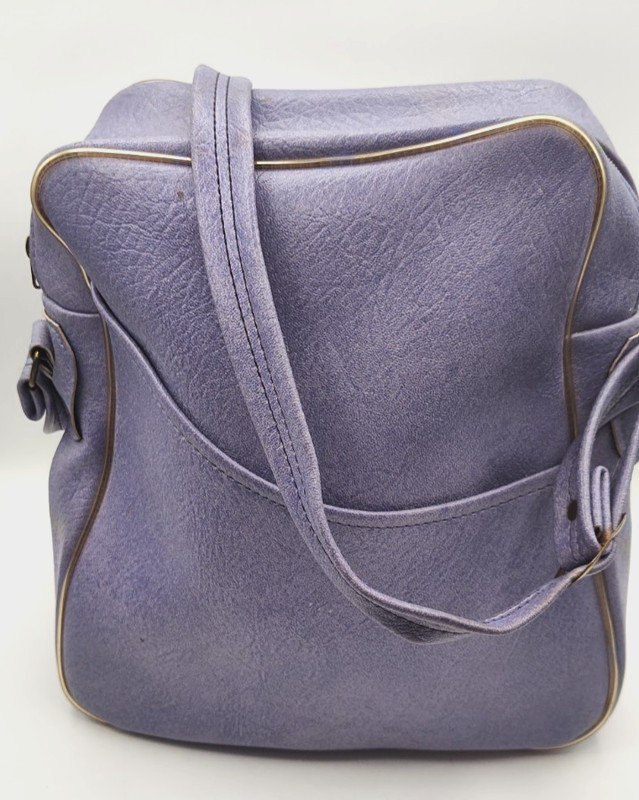 Vtg Travel Luggage Carry On Weekender Shoulder Bag Lavender Color Retro Purse