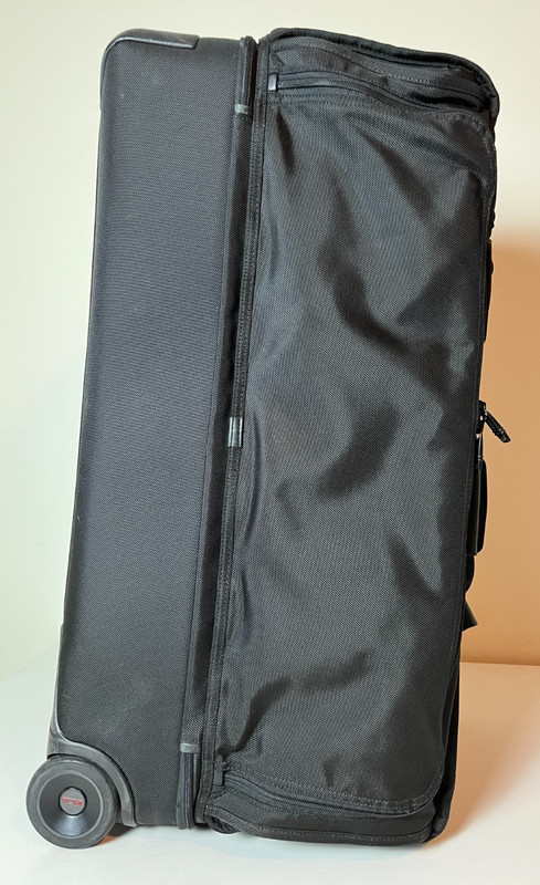 Tumi - Alpha 2 - Large Split 2 Wheeled Duffel - Black - 22043D2 gallery