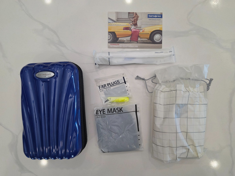 Samsonite ANA First Class Amenity Kit Hard Shell Case Travel Bag Blue w/ content
