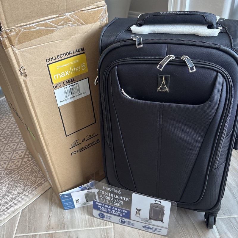 Travelpro Maxlite 5 Softside Expandable Luggage Spinner 4 Wheels 21″ Black New