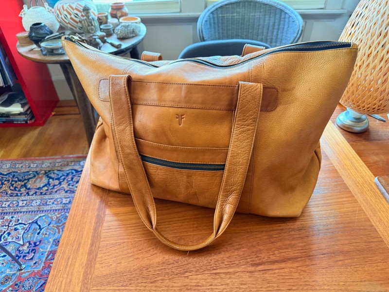 FRYE WEEKEND TRAVELER BAG LARGE PURSE VINTAGE SUPPLE LEATHER