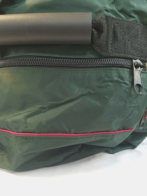 INTERNATIONAL BAG CONCEPTS IBC HUNTER GREEN DUFFLE BAG EXPANDABLE AND HEAVY DUTY gallery