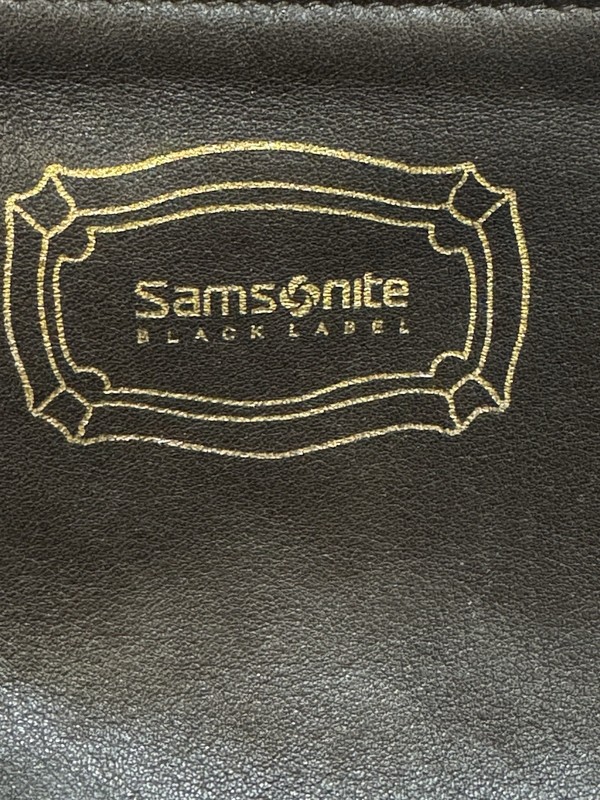 Samsonite Black Label Small Dark Brown Leather Utility Pouch 8”x5” gallery