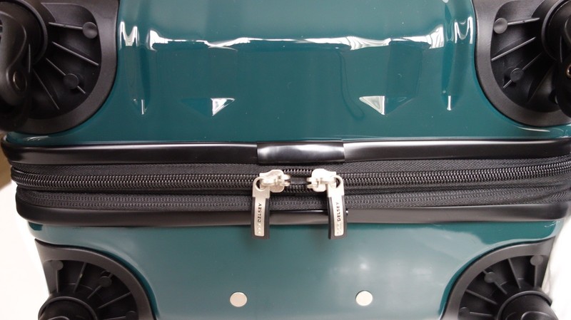 Delsey Devan Expandable Spinner 20" Luggage Pine Green Carry-On Brand New gallery
