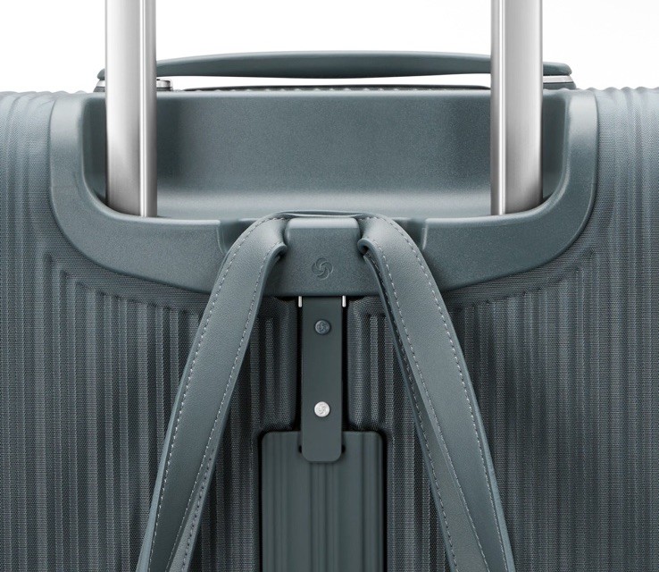 Samsonite Silhouette 18 Large Softside Spinner Suitcase Luggage gallery