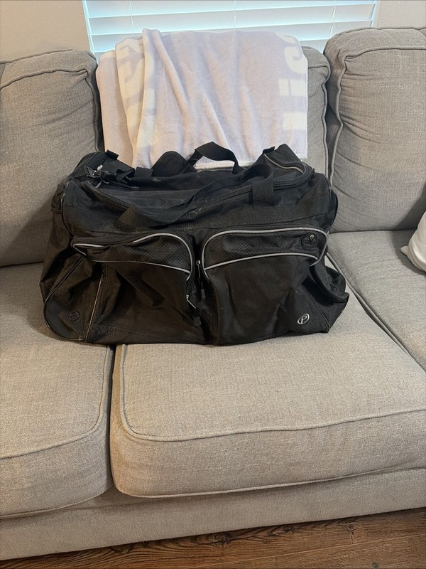 Protege 28″ Jumbo Sport Duffel Bag Travel Luggage Gym Cargo Duffle, Large, Black