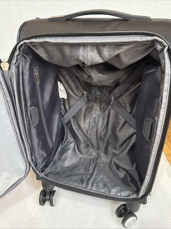 Samsonite Solyte DLX 20 inch Softside Expandable Spinner Luggage Carry On Black gallery