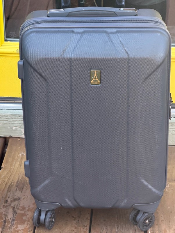 Travelpro Maxlite Hardside Expandable Spinner Gray Luggage Carry On Bag