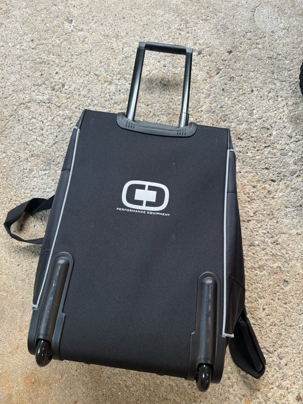 OGIO Performance 2-WEEL ROLLING EXPANDABLE SUITCASE BAG LUGGAGE 22” Branded gallery