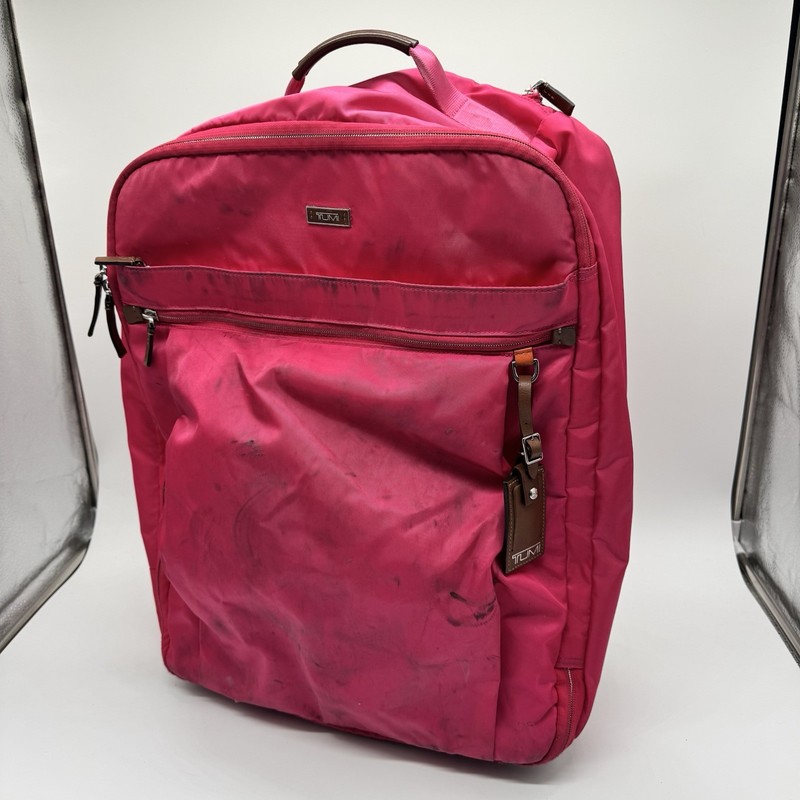 Tumi 48600 CPK 19” Wheeled Carry On Luggage – Pink READ