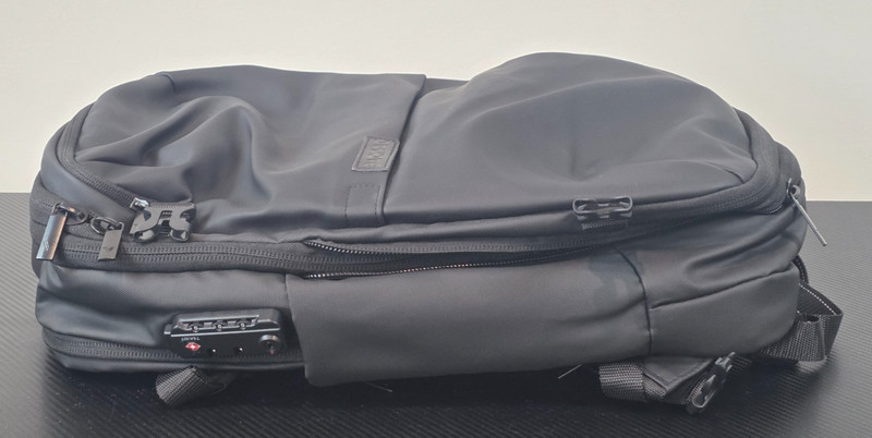 Backvac Pro Backpack Built-in Vacuum/Compression Compartment *Without Air Pump gallery