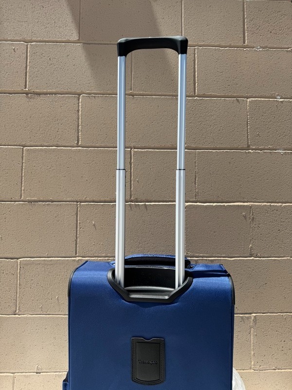Travelpro Maxlite 5 Softside Expandable Upright 2 Wheel Carry on Luggage 22in gallery