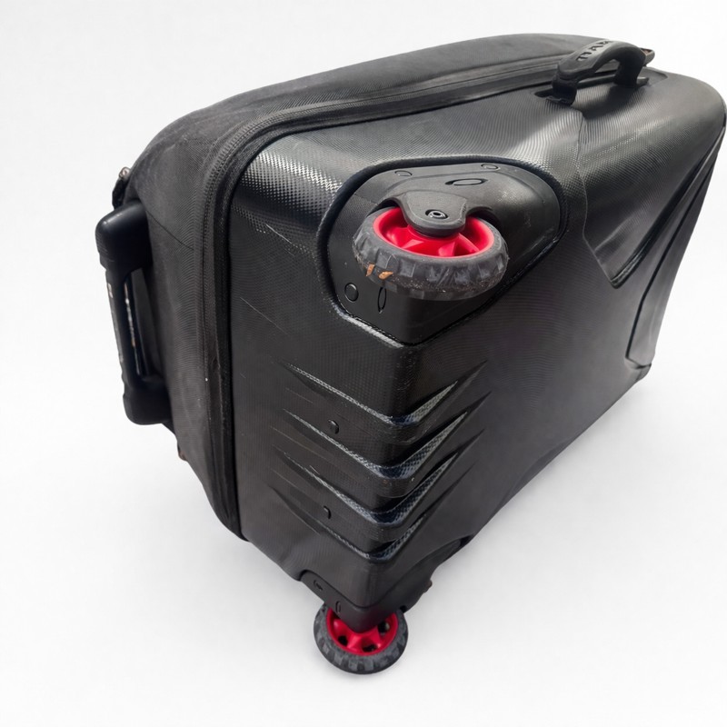 Oakley Solid Hard Shell Wheeled Siitcase 115L Luggage Black Factory Pilot 33” gallery