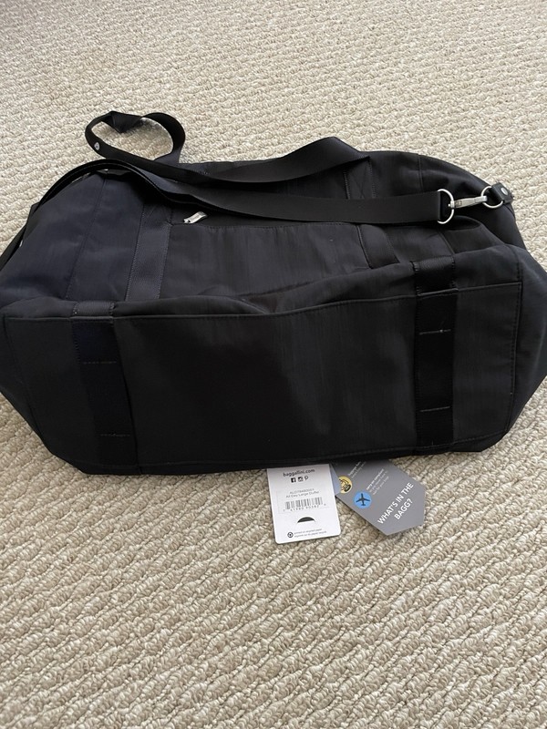 Baggallini All Day Large Duffel | BLACK | 24”w x 16”h x 9”d | Removable Strap gallery