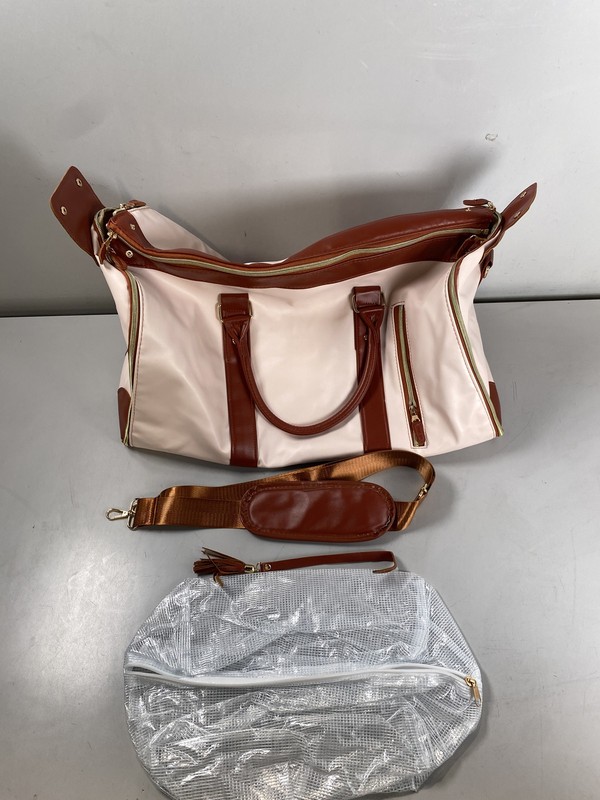 Luhxe – Travel 2.0 Duffel TSA Approved Carry-On Bag in Snow White