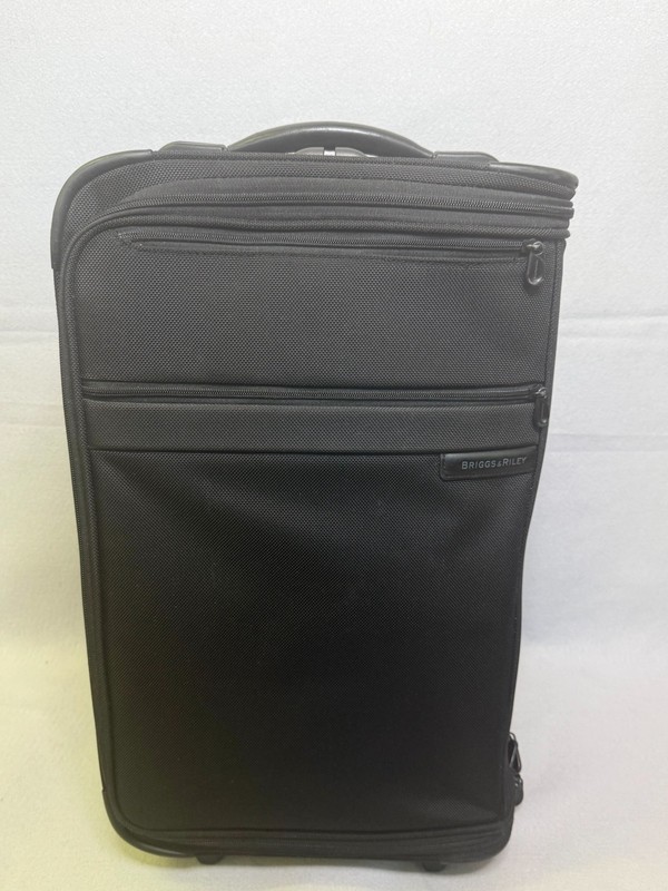 Briggs And Riley Black Baseline Carry-On Upright 2 Wheel