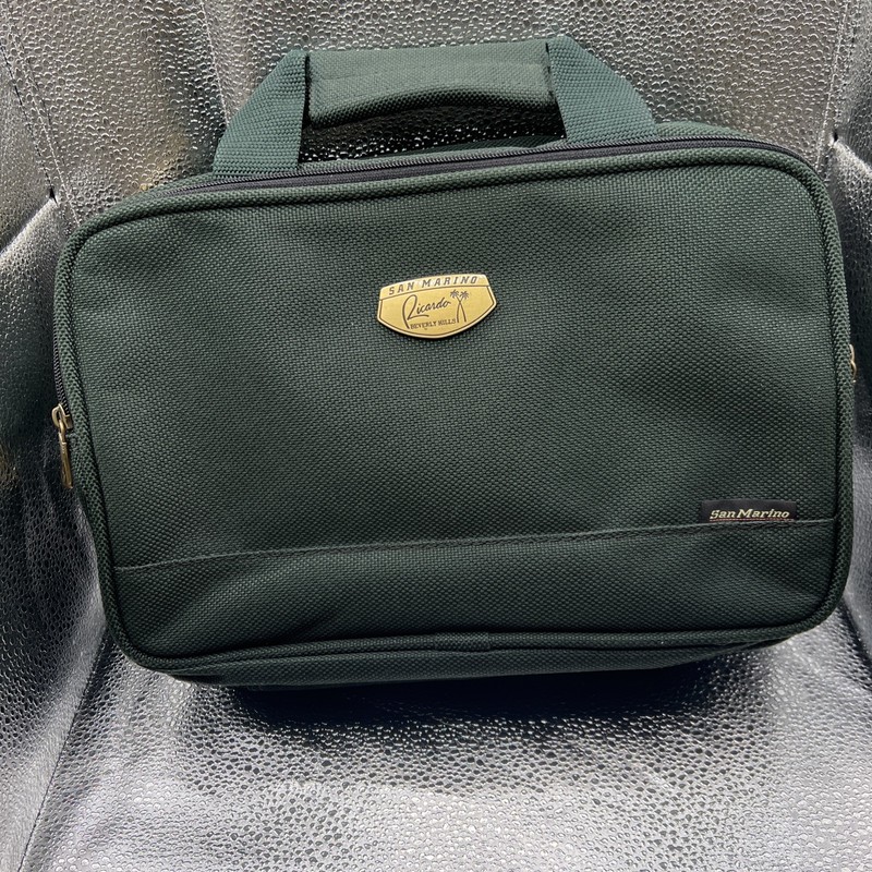 Small Ricardo San Marino Dark Green Travel Toiletries Personal Organizer Bag