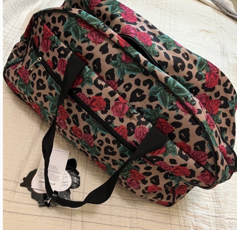 Betsey Johnson 22” Wheeled Weekender Carry On Duffel Bag Leopard Rose Orig $160