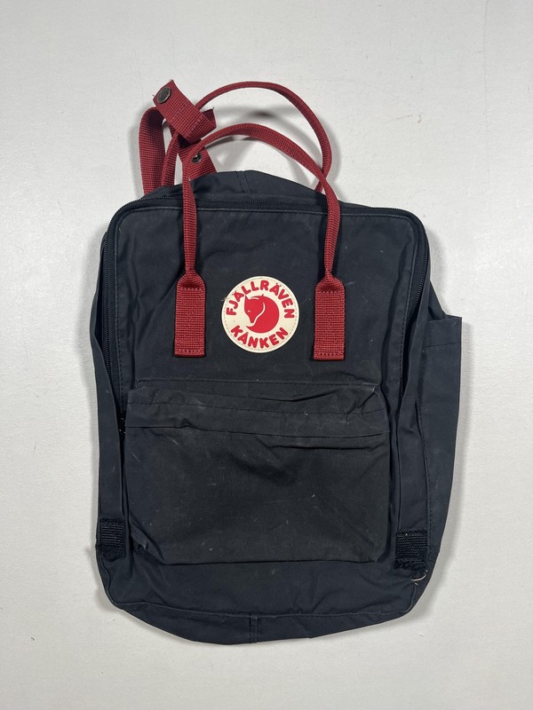 Fjallraven Black Kanken Backpack Soft Case Adjustable Straps Unisex Daypack