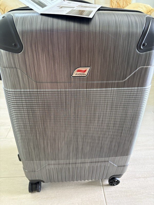 25 Inch Suitcase-Andare Monte Carlo 3-Expandable Hardside Spinner-Gray-NEW + tag