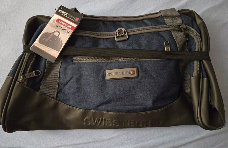 SwissTech Excursion Blue 24″ Travel Duffel 10.5x24x12″ (Walmart Exclusive)