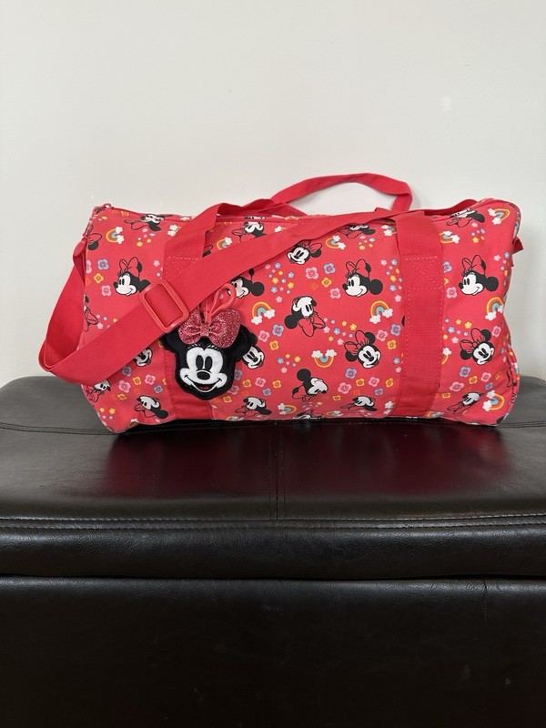 Disney Store Minnie Mouse 18” Duffel Gym Weekender Bag ~ Travel Bag