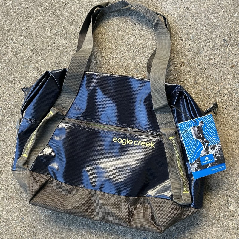 Eagle Creek Migrate Tuckable Backpack Straps Duffel Bag BLUE 40L