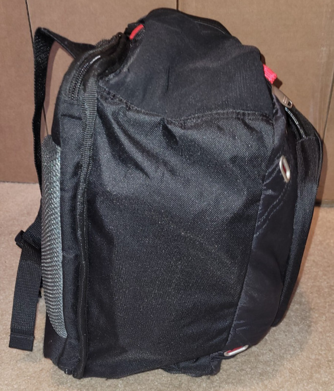 Elleven Amped TSA 17"Computer Backpack Black branded 'Purina Cat Chow 60 Years' gallery