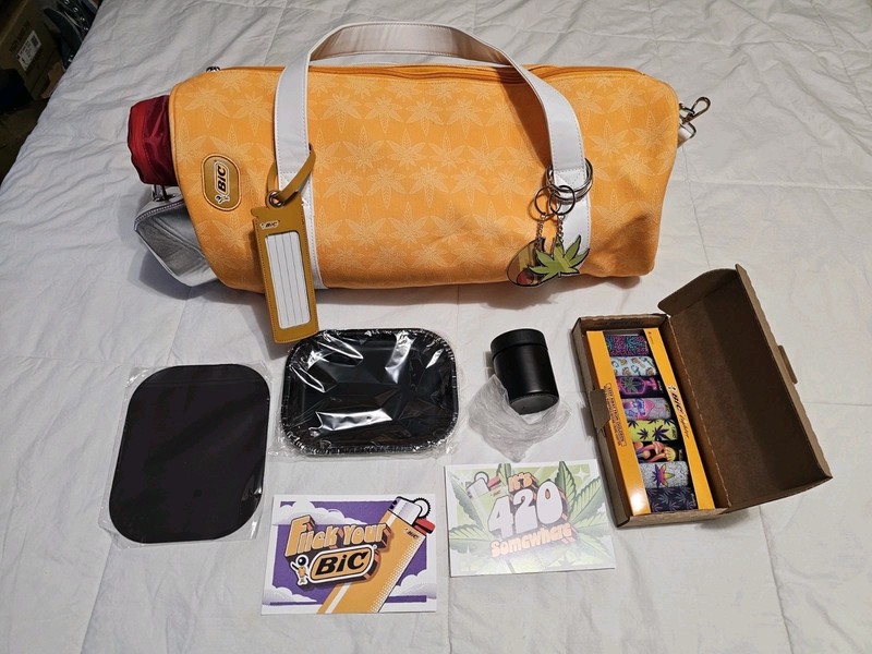 BIC 420 Flickaway Orange Weekender Bag – Free Shipping