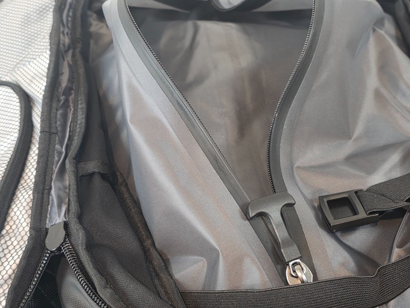 Backvac Pro Backpack Built-in Vacuum/Compression Compartment *Without Air Pump gallery