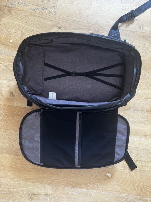 Nomatic Navigator Backpack 32L - 41L gallery