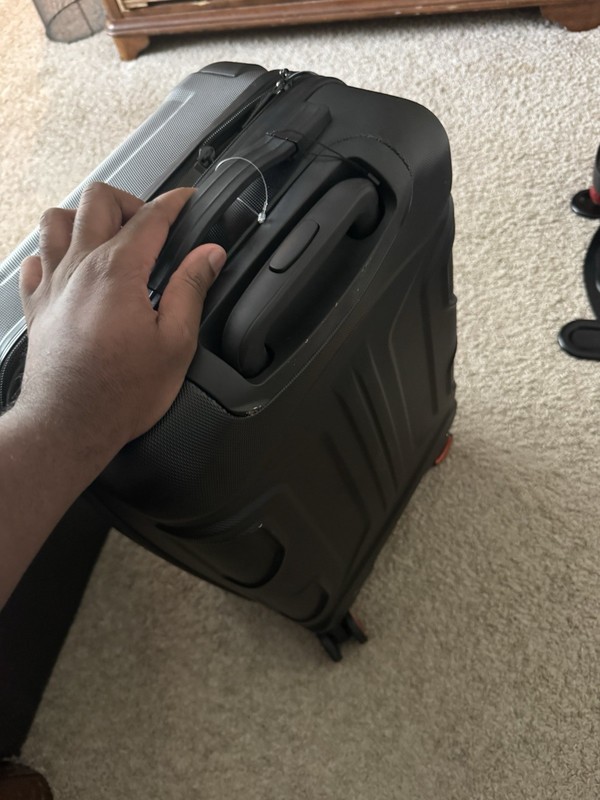 Dockers Black Hardcase Spinner Suitcase Rolling Luggage with Wheels, Solid