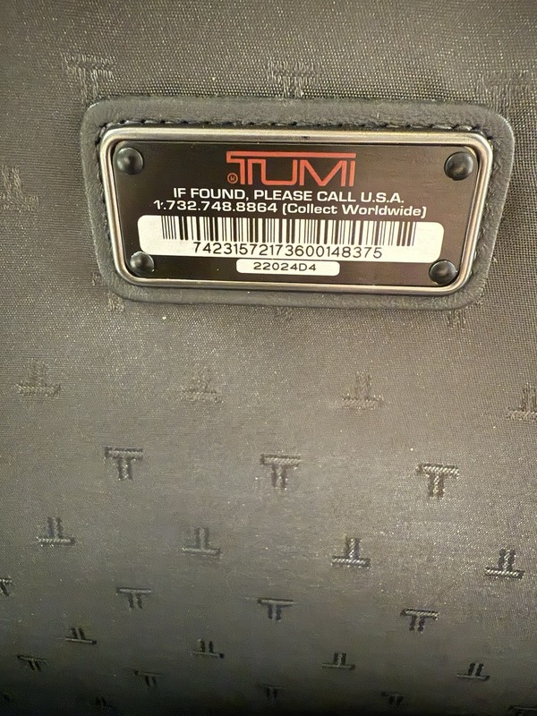 TUMI - Alpha Expandable 2-Wheel Upright Rolling Black Suitcase - No. 22024D4 gallery