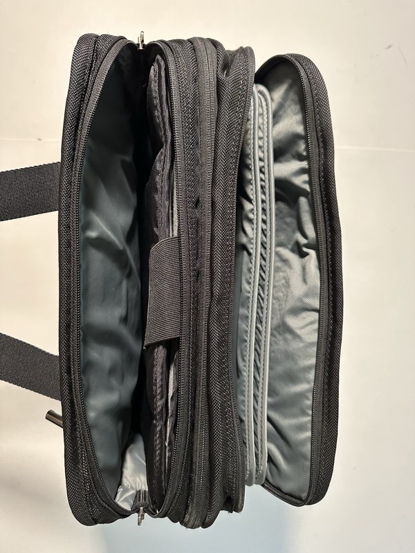 Briggs & Riley @ Work 15.4" Executive Expandable Shoulder Briefcase Black Nylon gallery