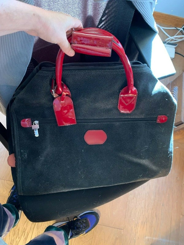 GREAT JACK GEORGE BLACK AND RED CARRY ON BAG/LUGGAGE WITH FREE SHIPPING